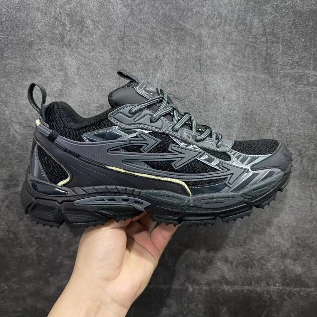 BALENCIAGA Dad Shoes