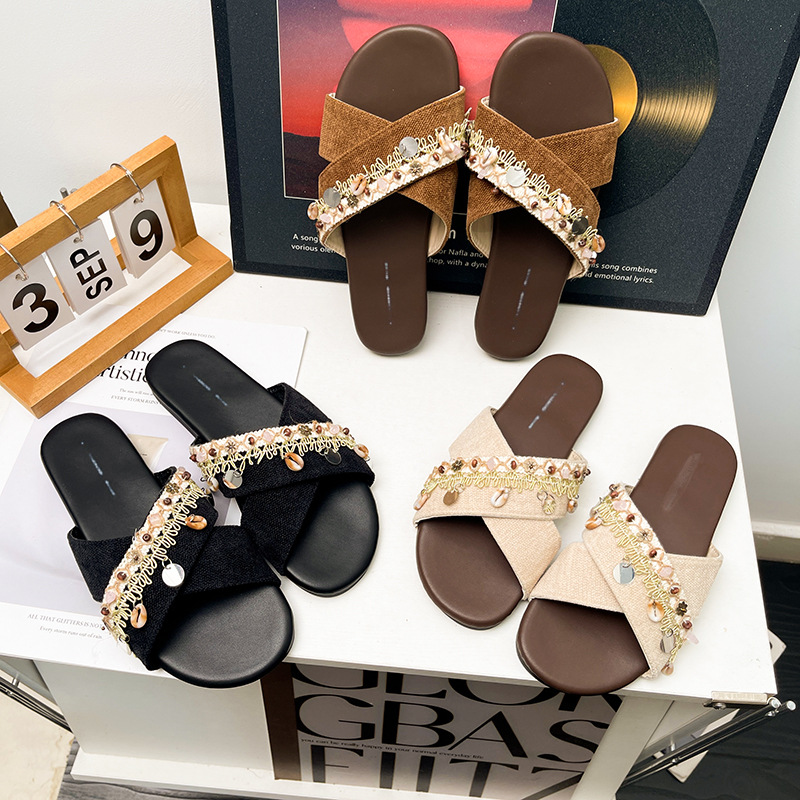 Cross-Strap Flat Flip-Flops for Women, 2026 Summer New Korean Style Outdoor Wear Pearl-Decorated Casual Sandals