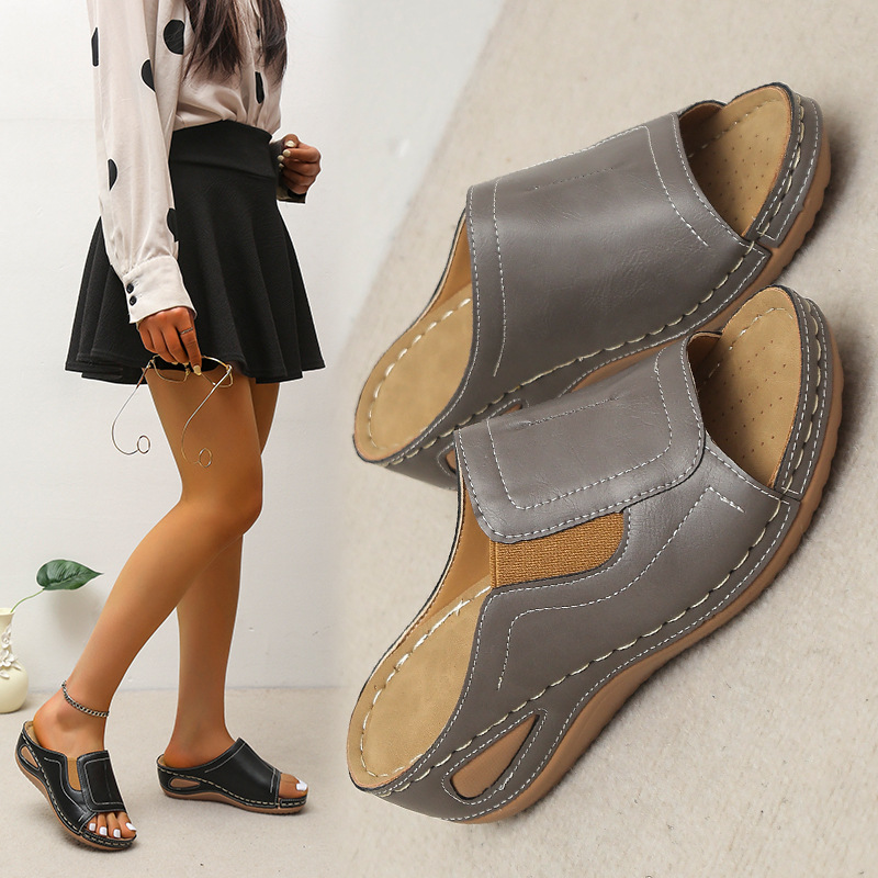 Foreign trade cross-border platform open toe beach slippers women's 2023 Summer European and American wedge lightweight Pu bottom sandals