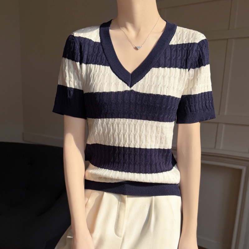 Twist V-Neck Tencel Short-Sleeve Knit Top for Women, Summer Slim-Fit, Slimming, Color-Block Striped T-Shirt, Stylish and Versatile, Korean Style