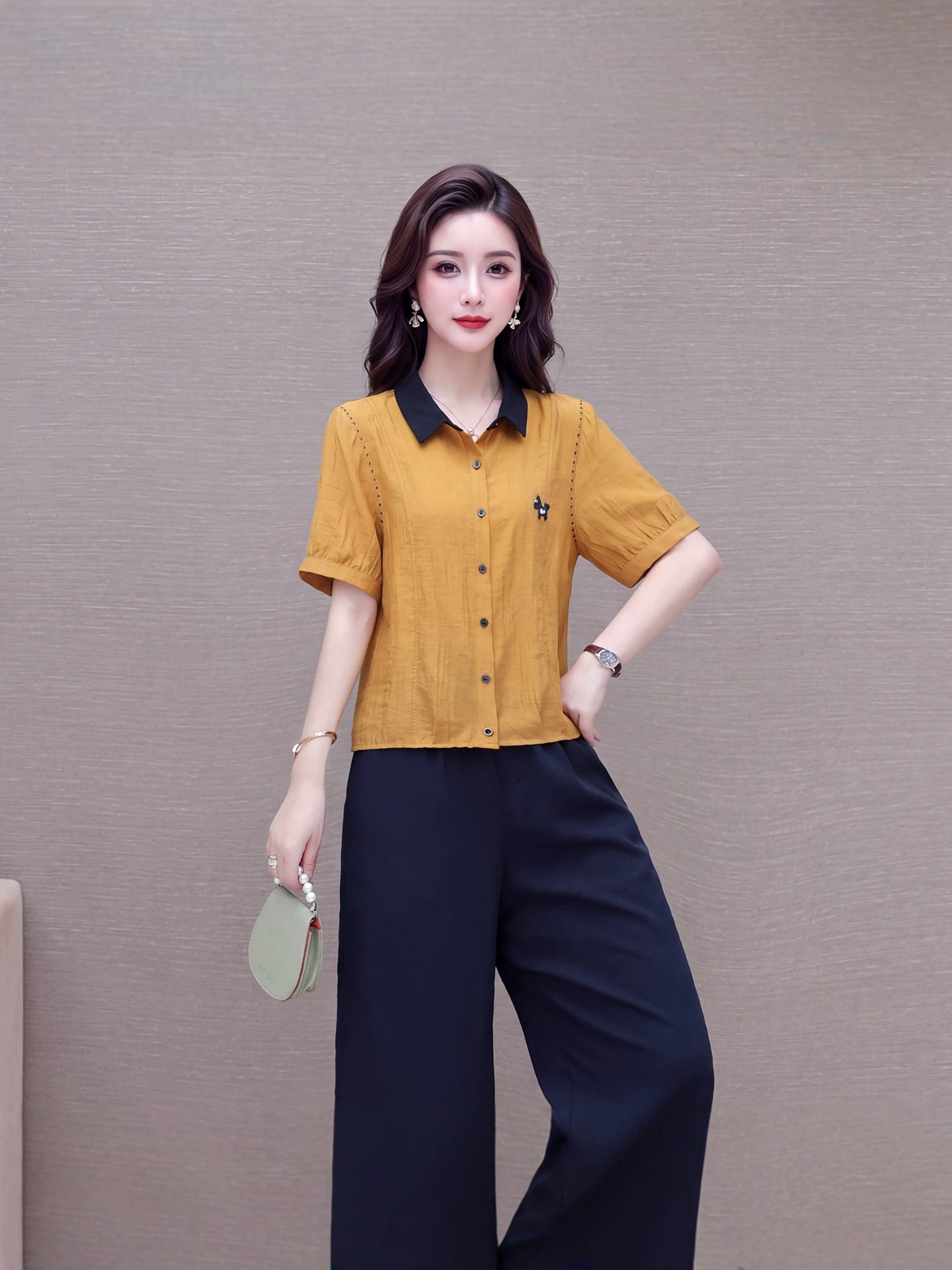 Fashionable and Stylish Women's Suit, 2026 Summer New Korean Style Elegant Shirt and Pants Two-Piece Set for Moms