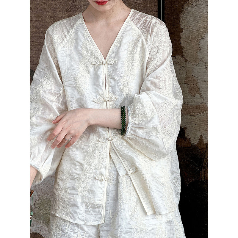 New Chinoiserie National Style Tencel Sun Protection Clothing Two-piece Set for Women Summer Buckle Hook Embroidered Shirt Top Shorts Set