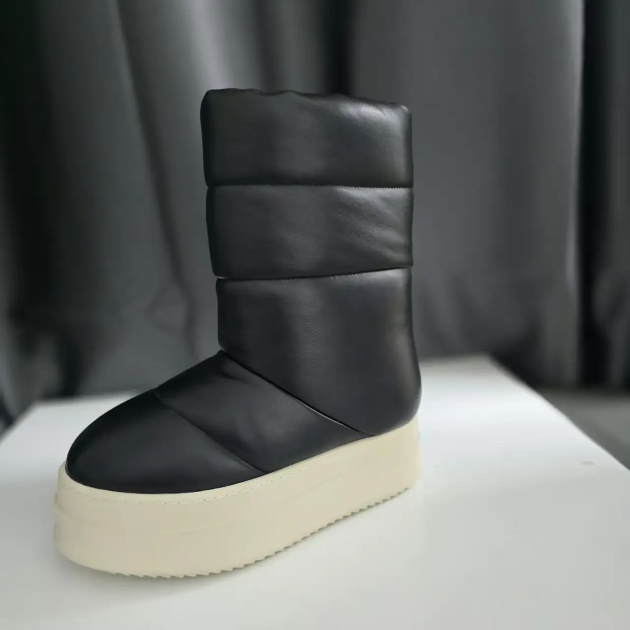 Ro trendy shoes winter plus size sheepskin boots warm men and women high boots cotton boots leather thick bottom snow boots factory wholesale