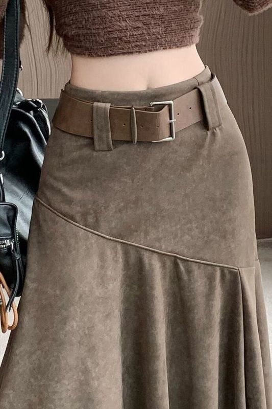 R1Y Retro Khaki Suit Skirt Women's Autum Asymmetrical High-Waisted A-Line Skirt with Draped and Versatile Hip-Covering Straight