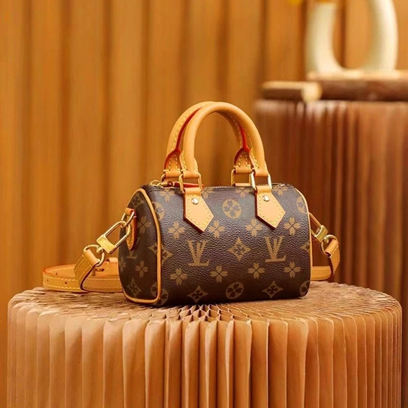 Louis Vuitton Speedy