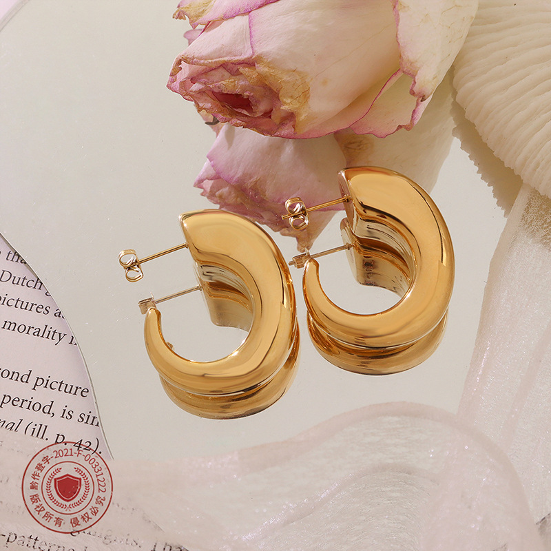 Marka French ins style jewelry simple geometric C- type earrings titanium steel 18K gold earrings female F574