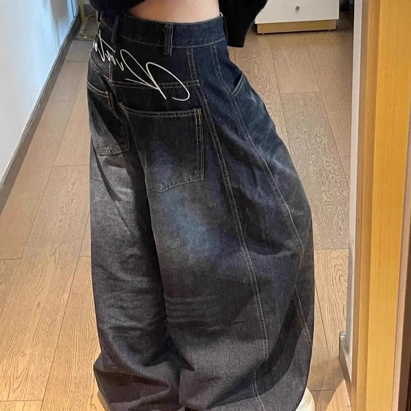 美式复古刺绣弯刀阔腿牛仔裤女2025春秋新款高腰直筒宽松拖地裤男