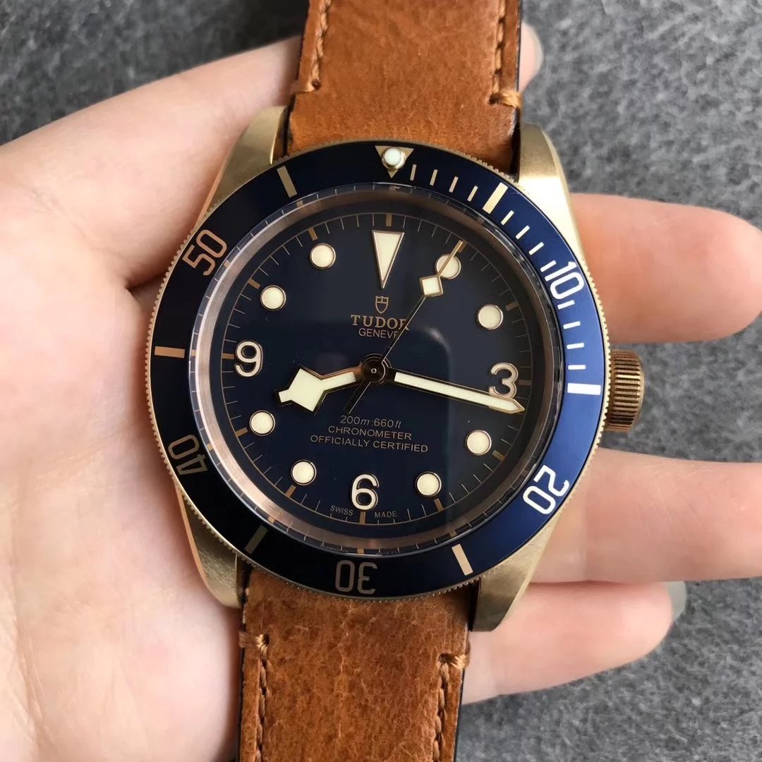 帝舵(TUDOR)碧湾系列“铜花”青铜腕表M79250BM-0001升级版