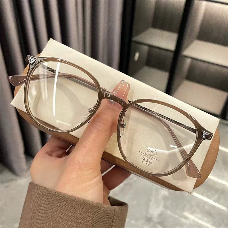 Anti-blue light flat glasses for men and women HD eye protection classic retro cute oval myopia glasses frame