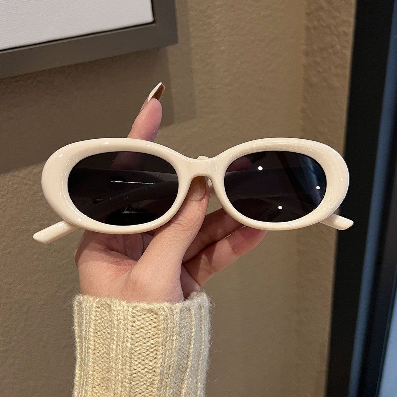 Trendy Oval White Frame Sunglasses European and American Style Cat-Eye Sunglasses for Women with Large Faces, Sun Protection, Influencer Style