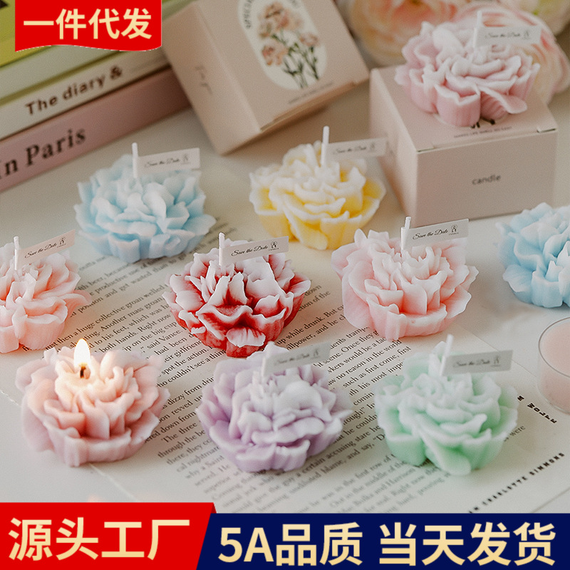 Mother's Day aromatherapy candle with hand gift wholesale carnation flower shape wax fragrance candle atmosphere decoration