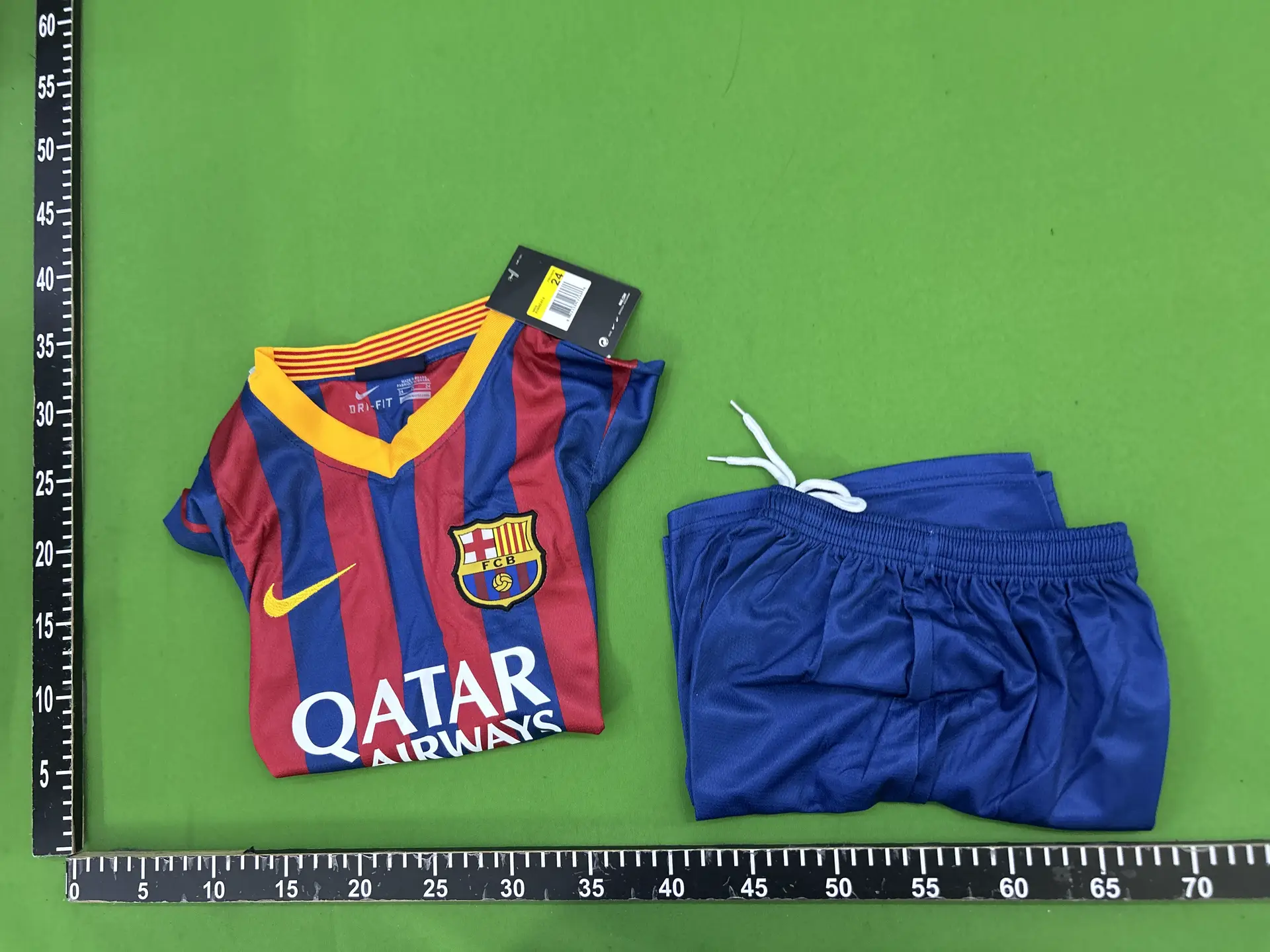 FC Barcelona 2015-2016 Home Kit
