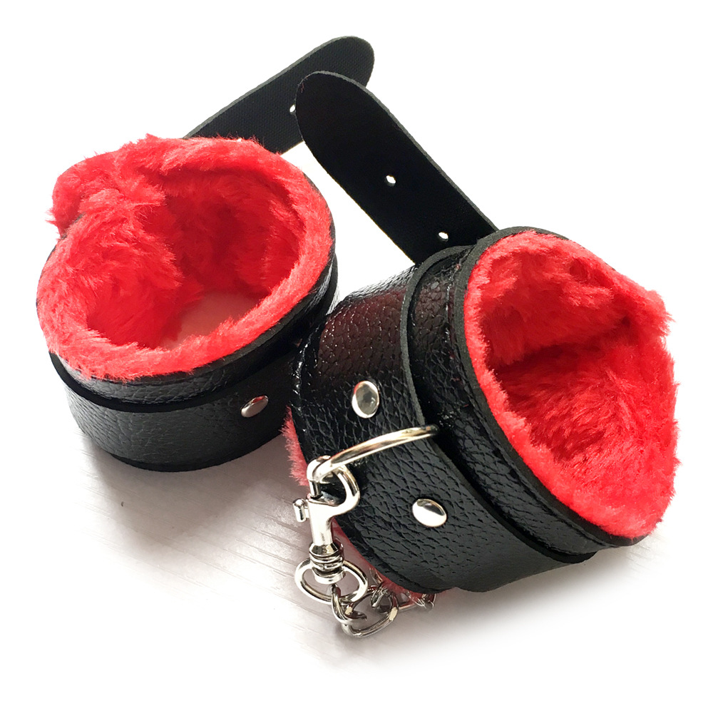 Funny litchi grain leather plush handcuffs/foot cuffs adult couple flirting sex toys manufacturers wholesale