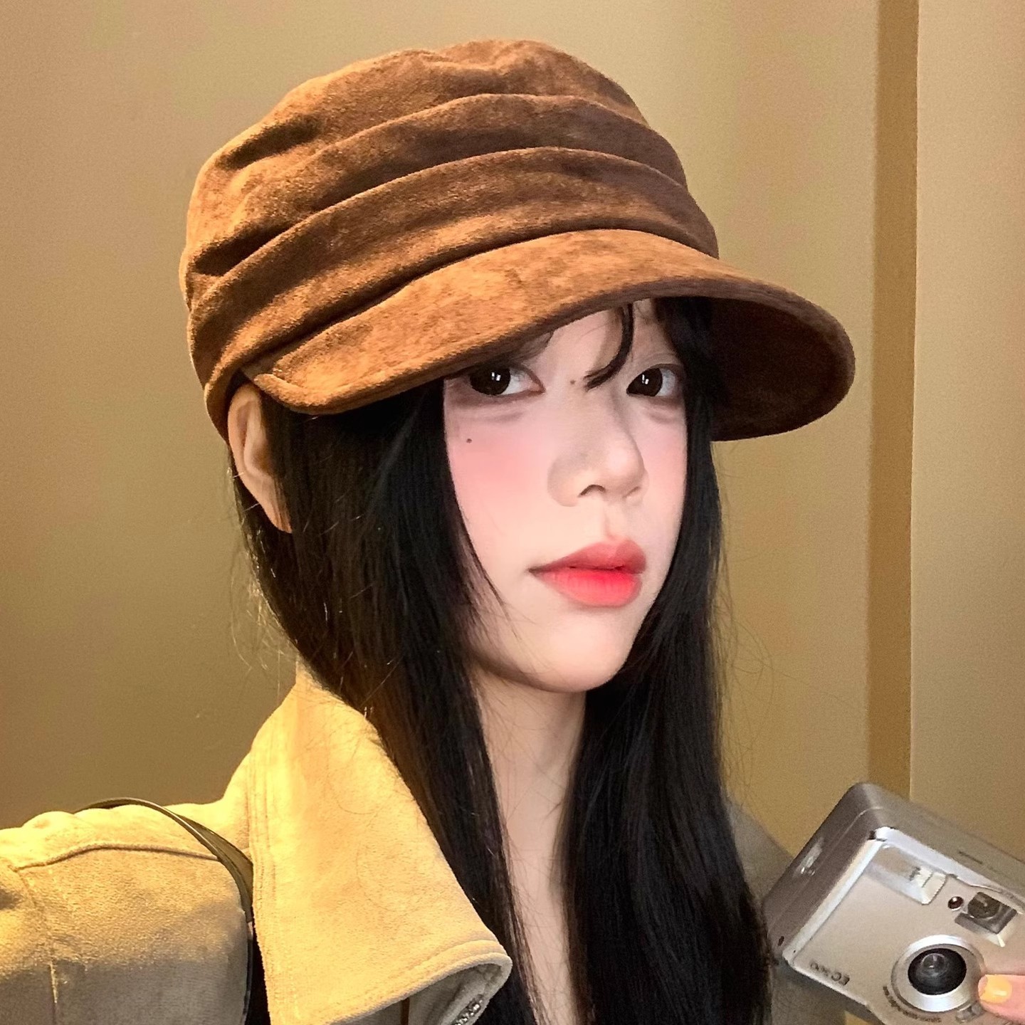 Japanese-Style Suede Flat-Top Beret for Women, Autumn and Winter New Retro Face-Slimming Duckbill Cap Versatile Octagonal Hat