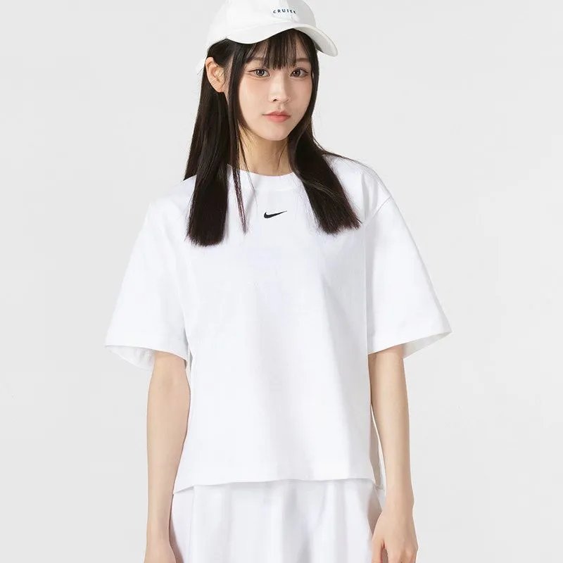 Nike T-shirt