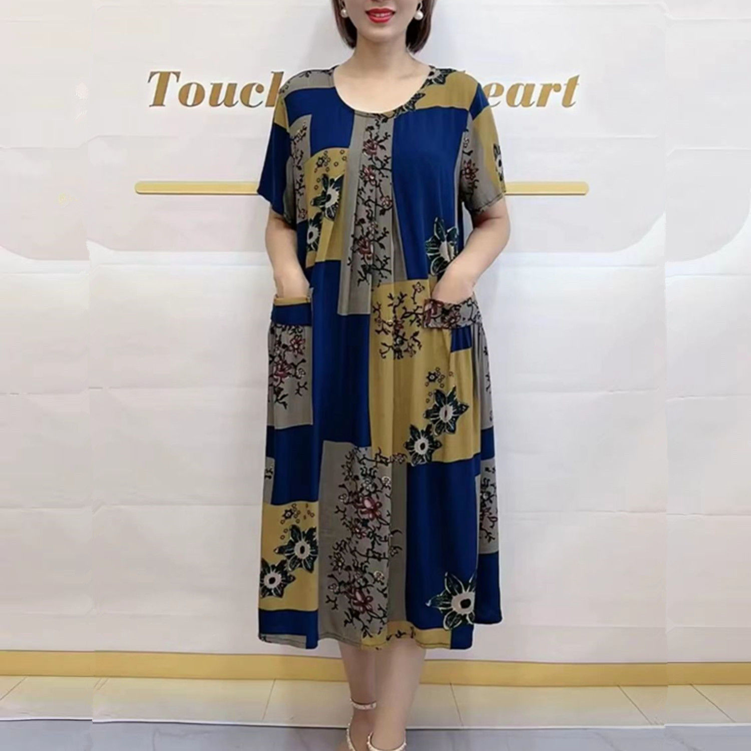 Checkered Ice Silk Double-Pocket Large Version Summer Dress for Women Aged 50 to 60, High-End Elderly Dress, Plus Size