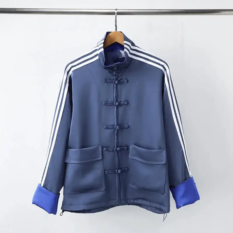Long sleeved jacket
