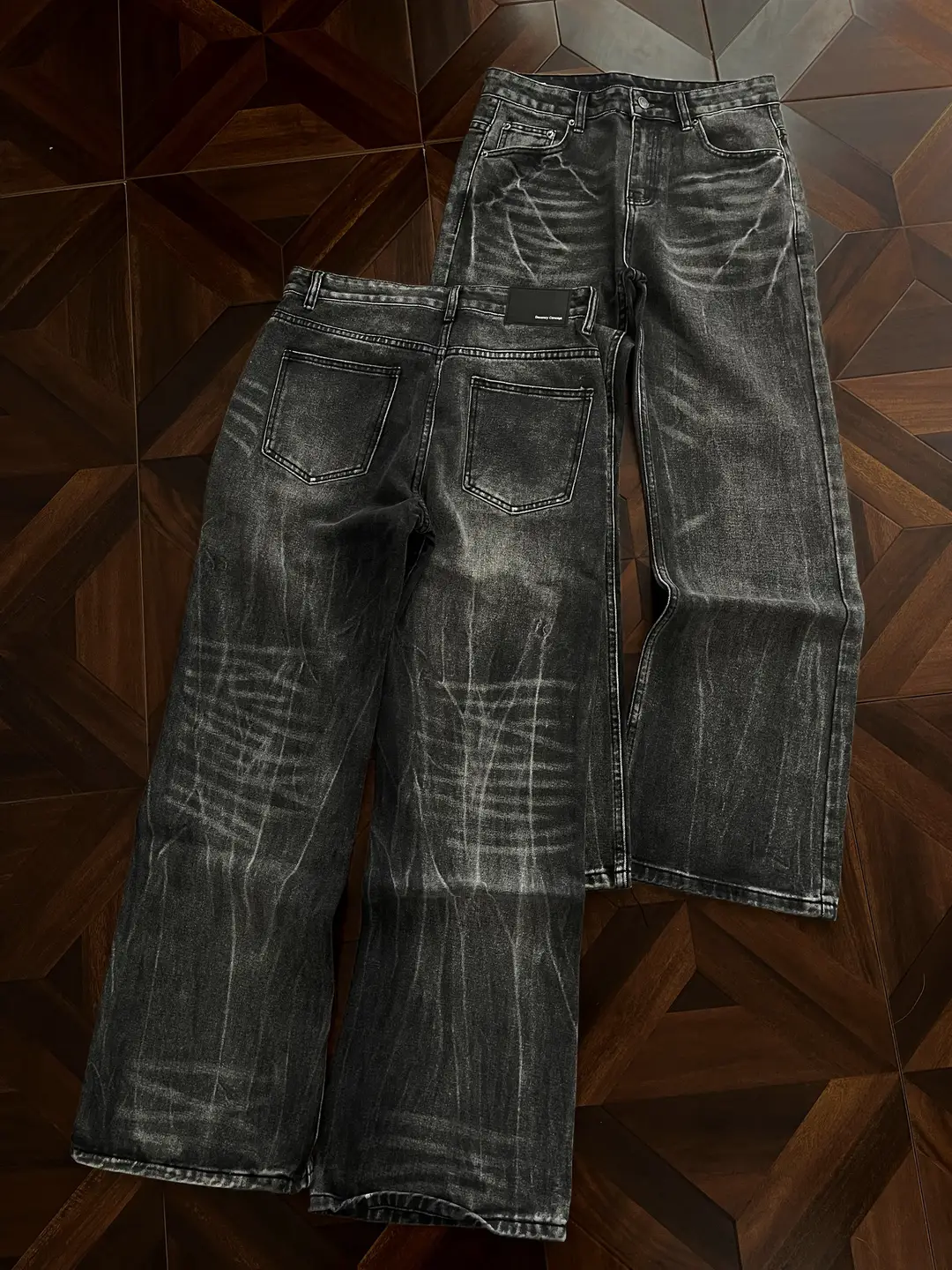 3Ch'Black Gray Cow King' 517 Style Lightning Crack Pattern Washed Whiskered Straight-Leg Black Jeans for Men and Women