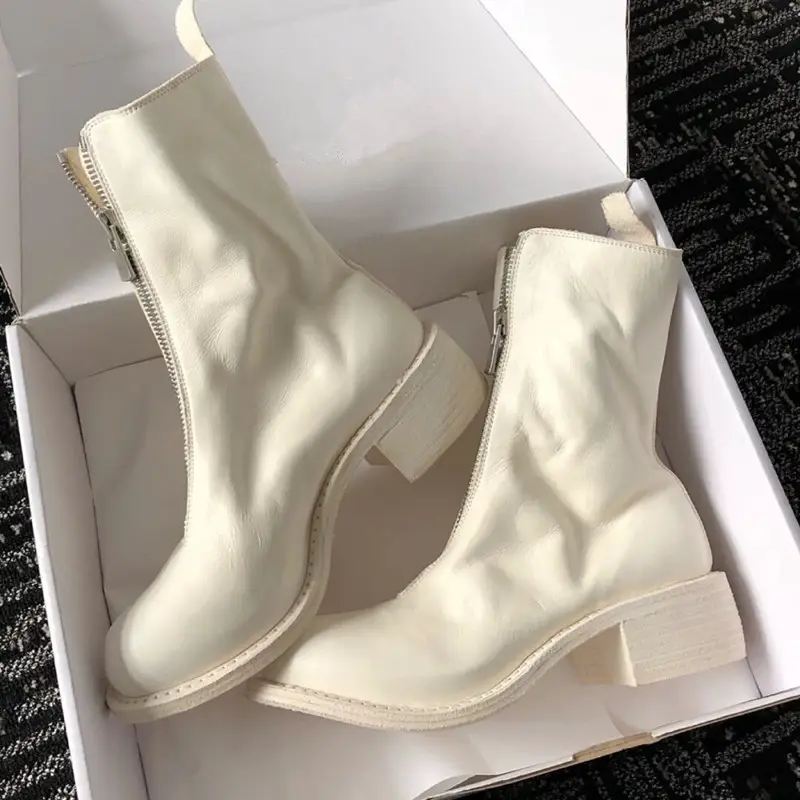 Hong Kong Star's Same Style Inner Heightening Boots for Women with Front Zipper White 2025 Spring British Style Thick Heel Short Boots Genuine Leather