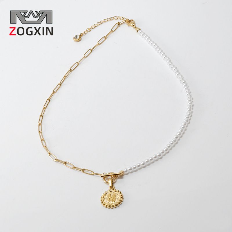 Cross-border titanium steel fashion Otter buckle pearl necklace jewelry Europe and the United States 18K stainless steel English letter pendant necklace women
