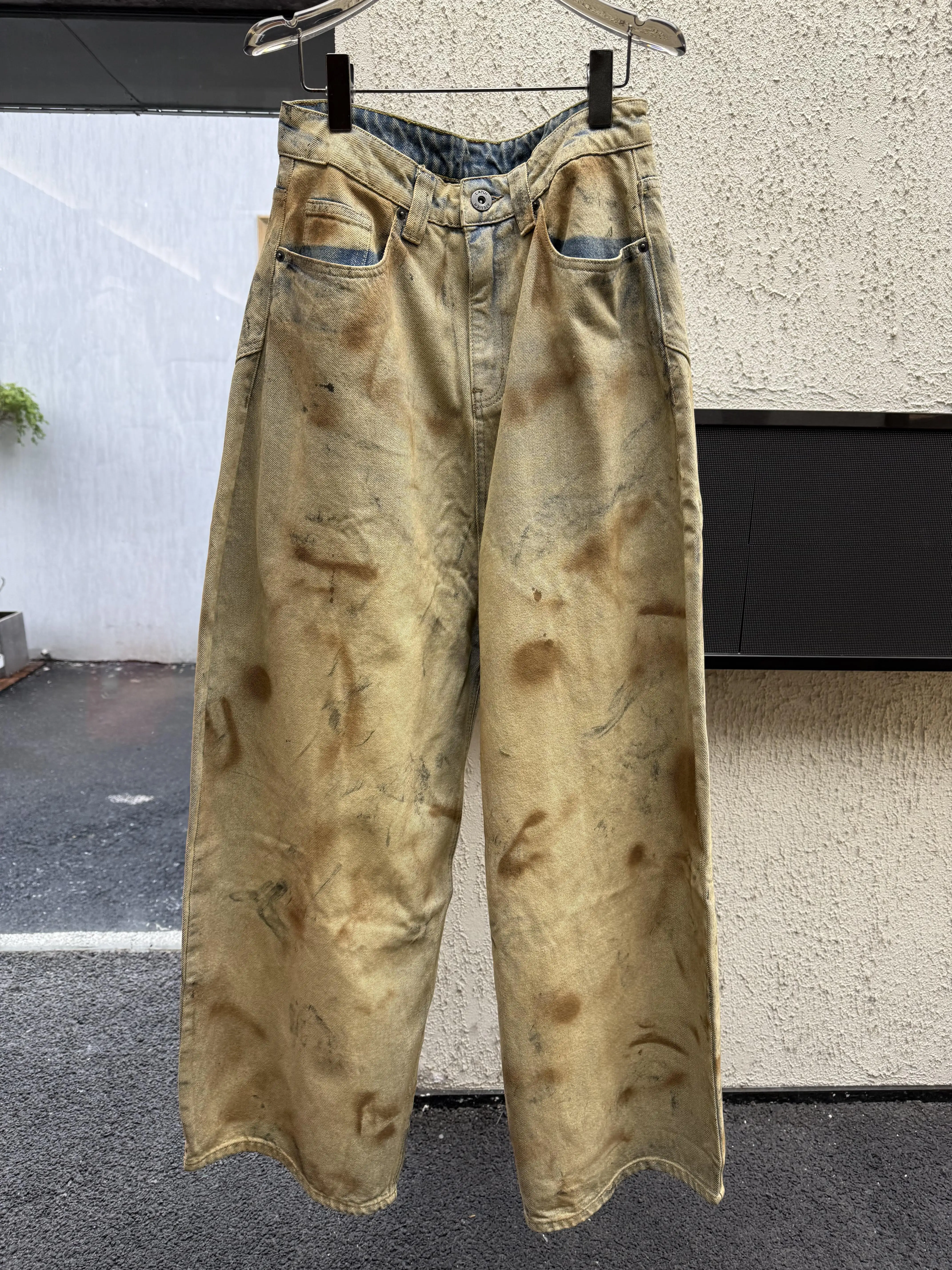 Latui Atelier Wasteland, Wind Stained, Used, Washed, Shaped Straight leg Jeans, Park Se Young, Rose Same Style
