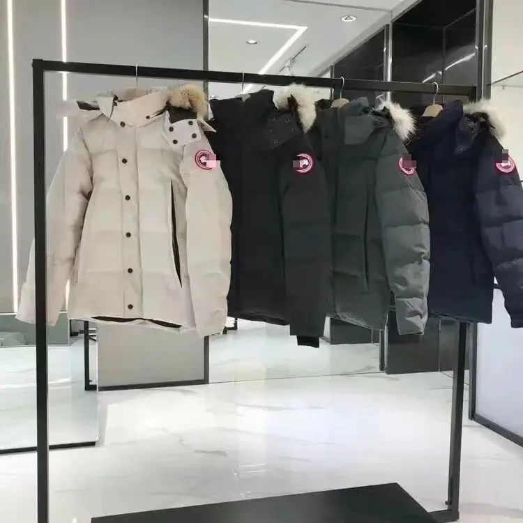 New high-end correct version of the large goose large pockets men and women couples Parker cotton jacket hooded thickened warm windproof jacket