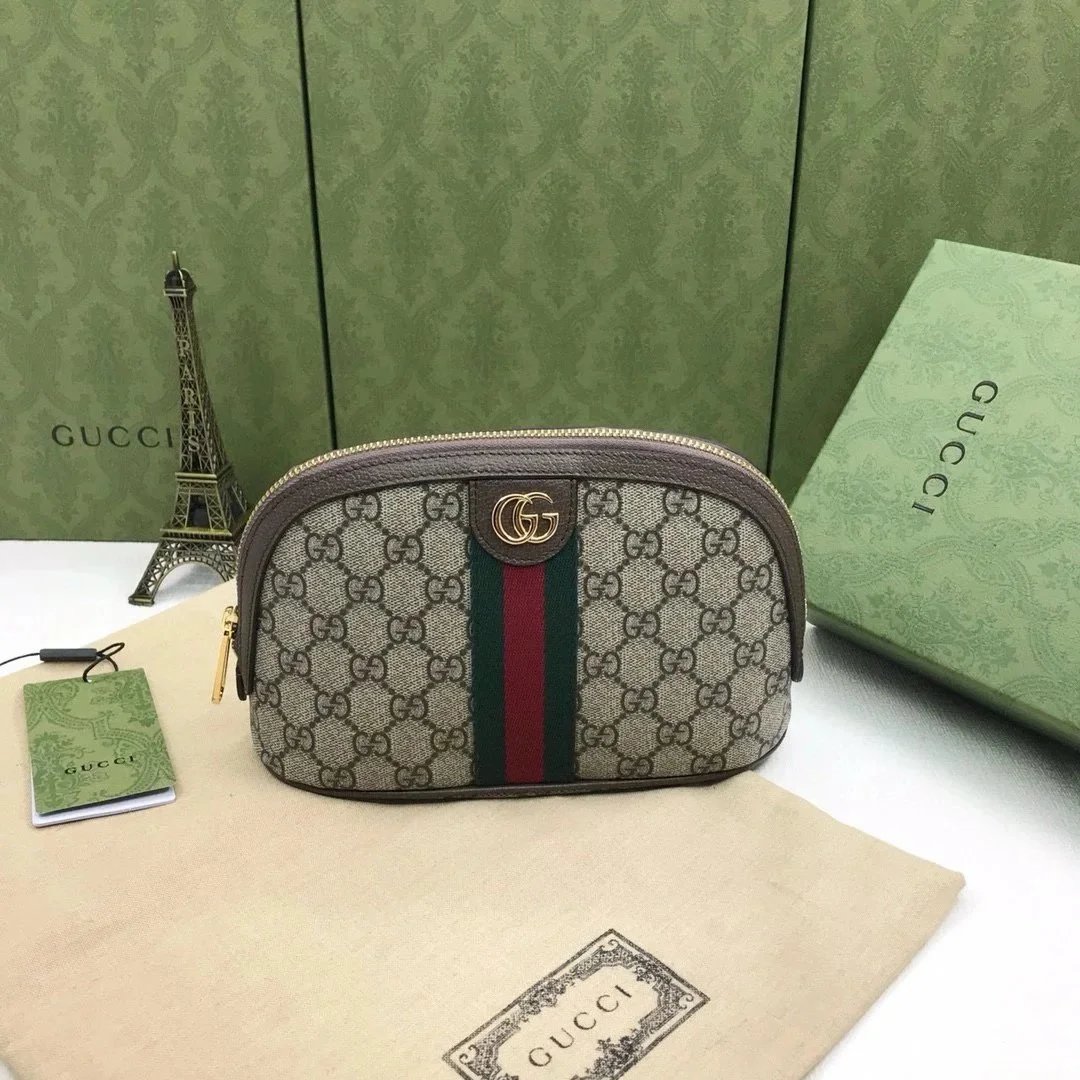 Gucci Ophidia GG Supreme Makeup Bag