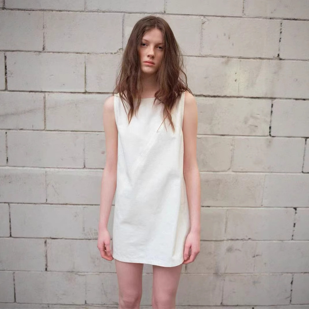 Now Ng Korean Dongdaemun Designer Sm**Th M**D25 New Simple A-Line Sleeveless Dress