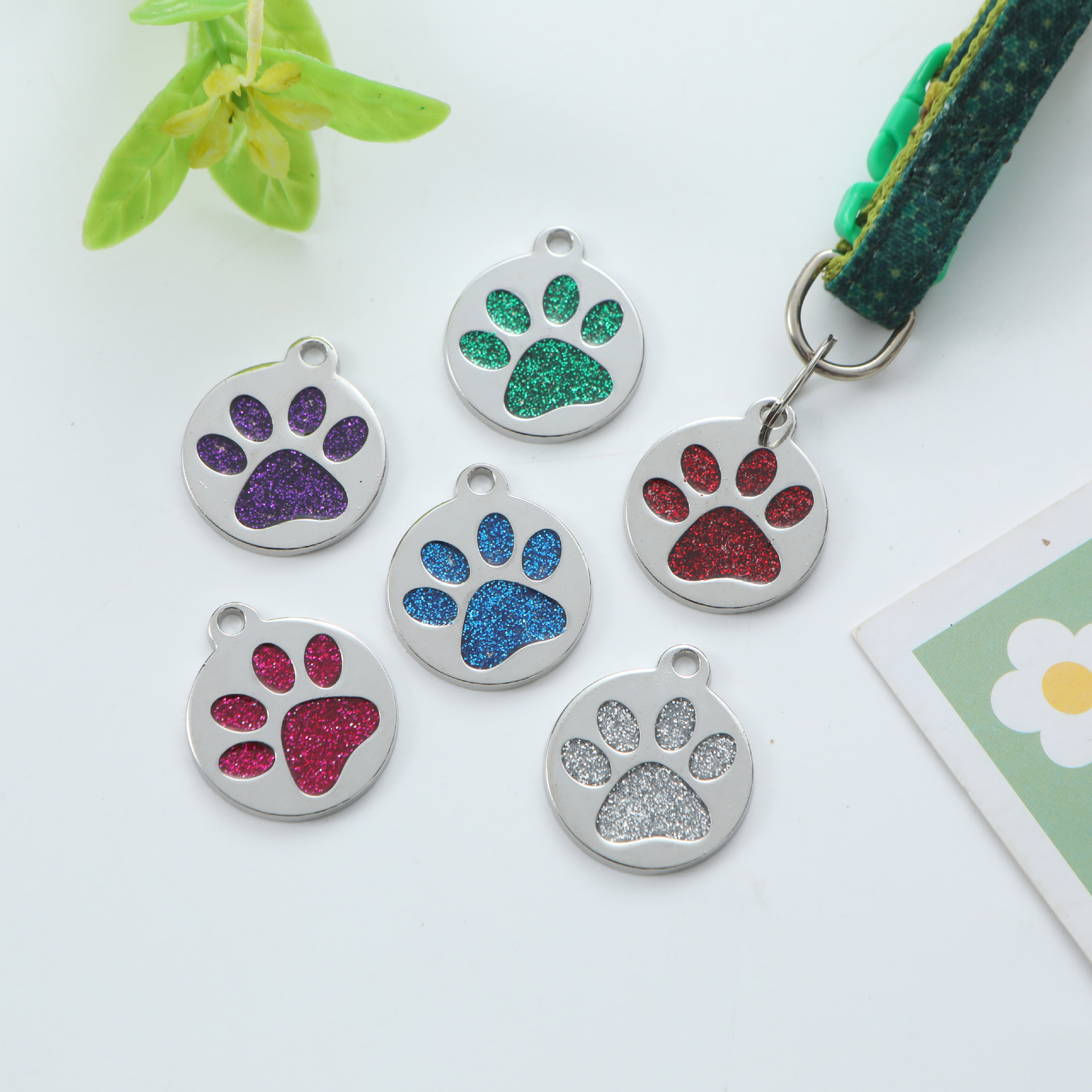 New laser lettering anti-loss brand pet collar dog tag pendant metal jewelry round glitter powder foot pendant