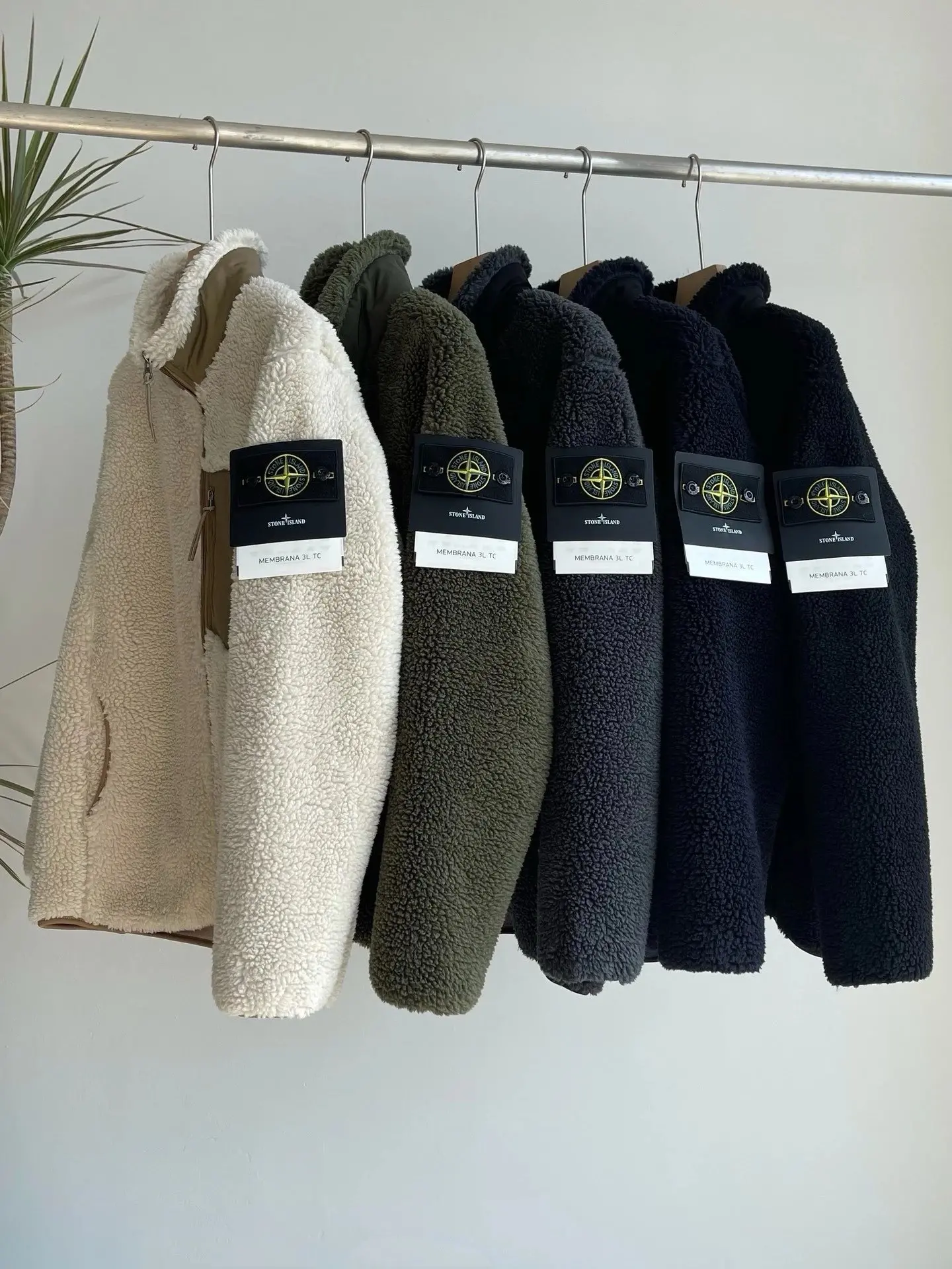 新品防风摇粒绒连帽拼接外套茄克复古宽松羊羔毛胸前口袋拉链保暖长袖外套