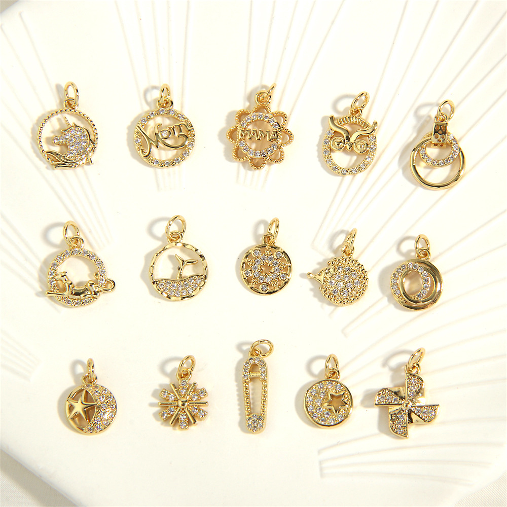 Copper gold-plated color Zirconium MAMA letter sunflower pendant diy Korean handmade necklace accessories material wholesale