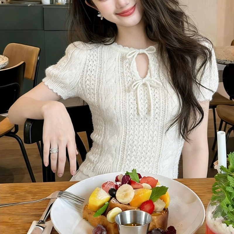 Korean-Style Sweet Girl Style Ruffled Edge Bowknot Knit Sweater 2026 Summer New Elegant Cable Knit Hollow-Out Top for Women