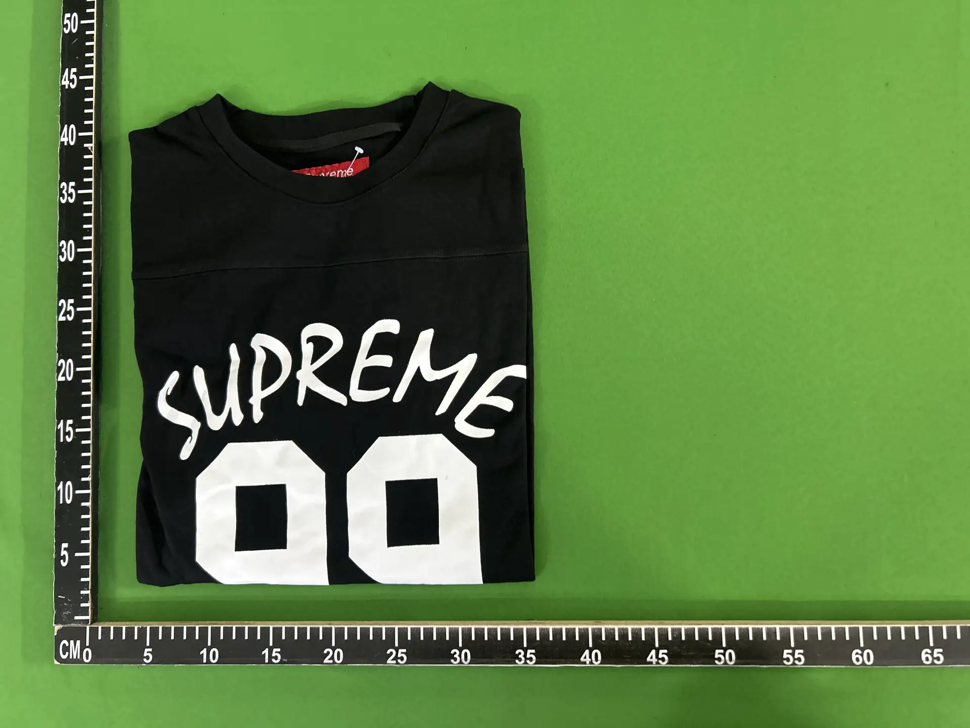 Supreme Black White 00 T-Shirt