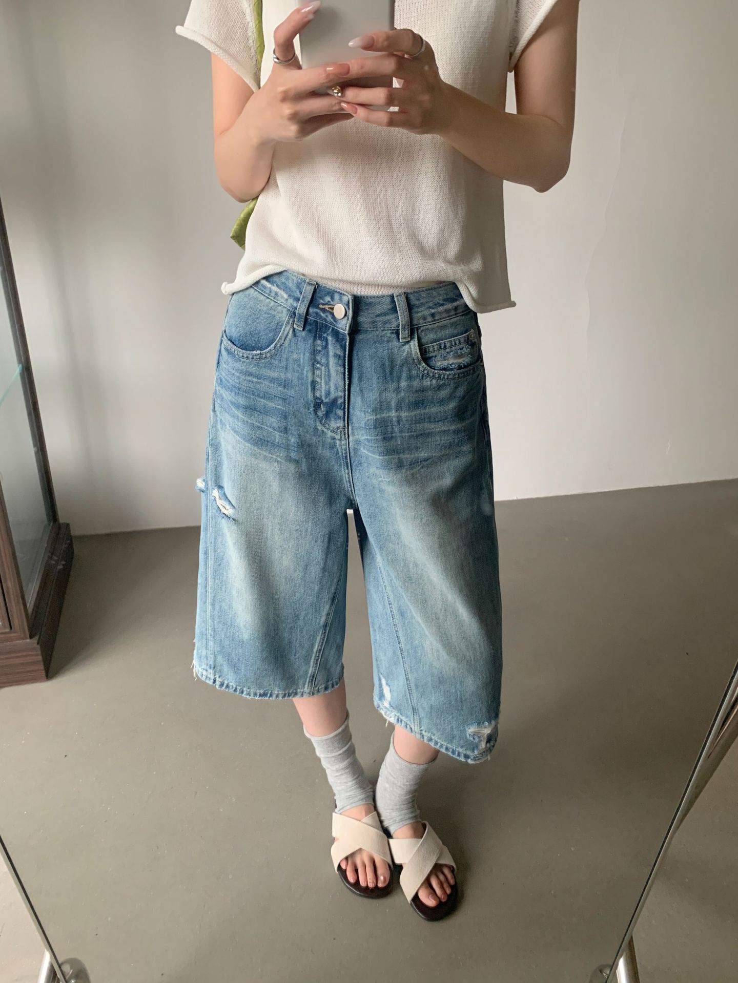Gagd Retro Blue Ripped Denim Shorts for Women, Summer American-Style High-Waisted Wide-Leg Casual Denim Shorts