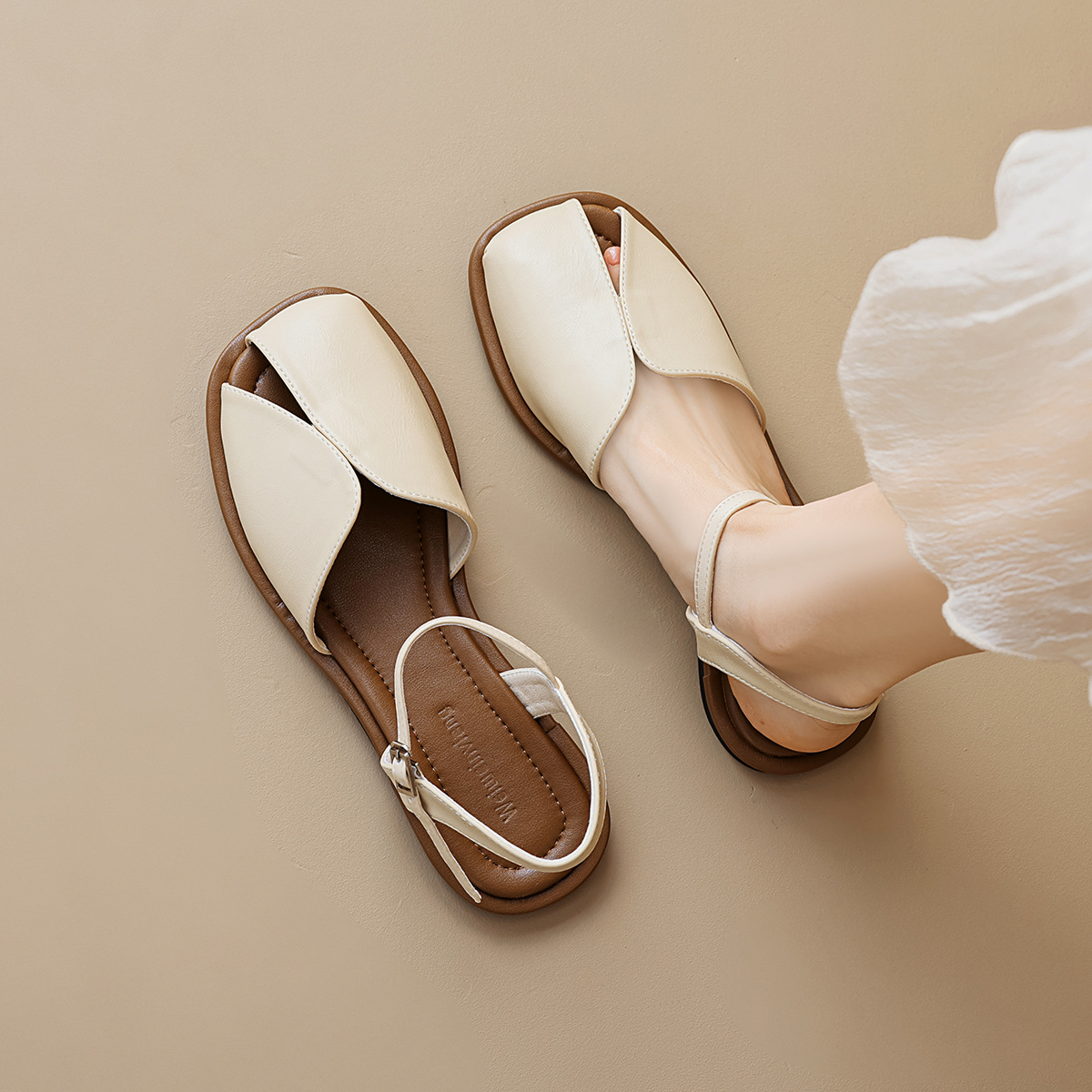 Weiwei Girl 5-5 French Flat Toe Sandals Women's Summer Outer Wear Casual Roman Shoes with Skirt
