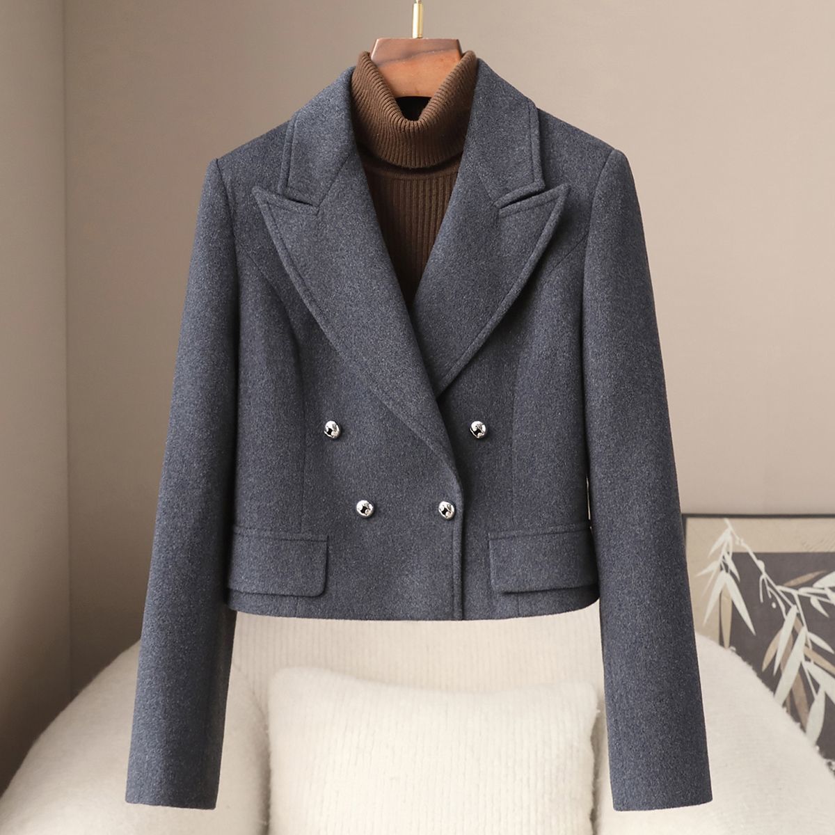 Small Quantity Clothing 2026 Spring New Short High-Waisted Double-Breasted Cashmere Coat for Women, Slim Fit for Petite Figures