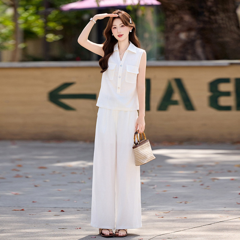 Fashionable Wide-Leg Pants Suit for Women, 2026 Summer New Style, Short-Sleeve Shirt with a Turn-Down Collar, Stylish Professional Two-Piece Set