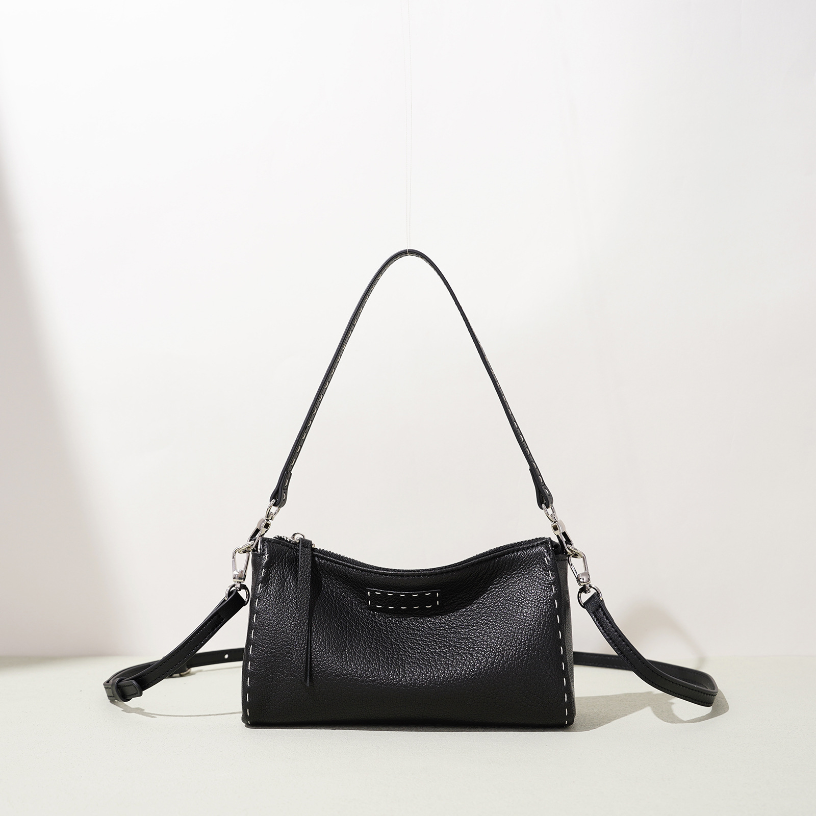 2026 Early Spring New Fashion Simple Design Small Bag Single Shoulder Crossbody Bag for Work and Commuting Women's Crossbody Bag