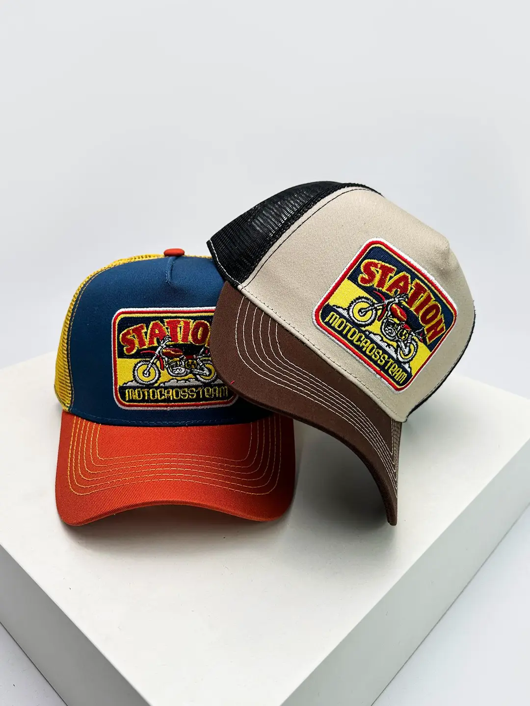 Spring and Summer New arrival hip hop Retro Embroider Motorcycle Fish Baseball Hat Men and Women Mesh Sunshade Street Truck Hat