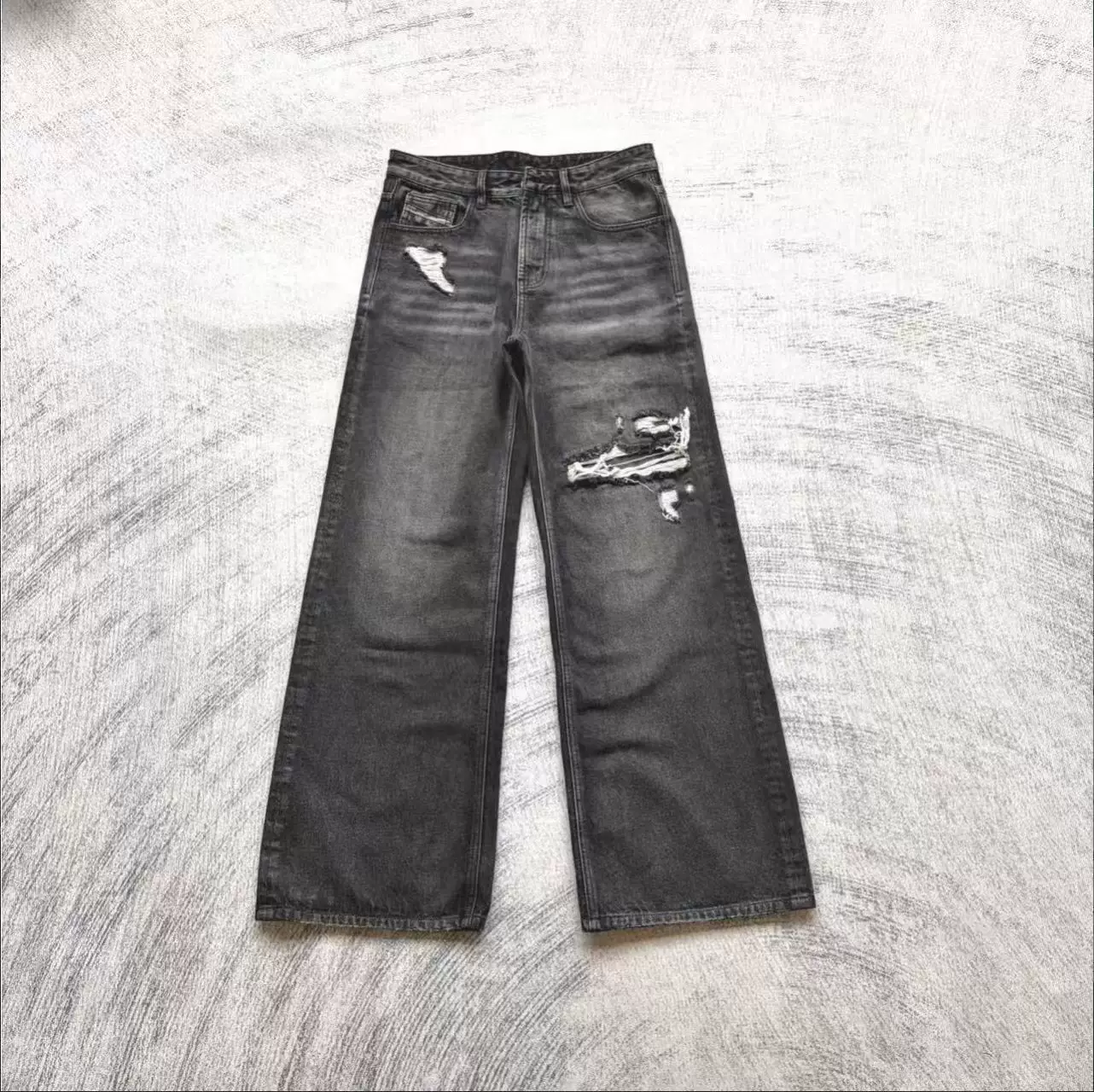Fyredwrld Ripped Wasteland Washed Jeans `Dark Gray` Foto QC da TAOBAO su Qualit.ly