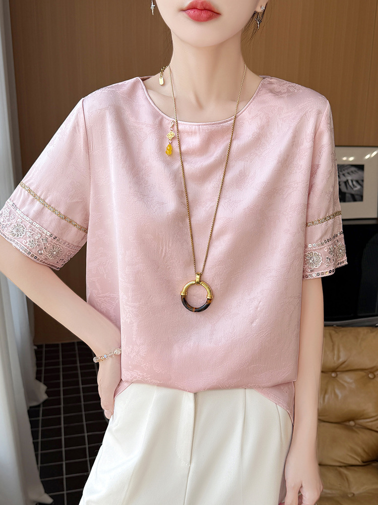 Light Luxury New Chinese Style Jacquard Round Neck Loose Short-Sleeve Top for Women, National Style Embroidered Satin T-Shirt, Versatile Breathable Shirt