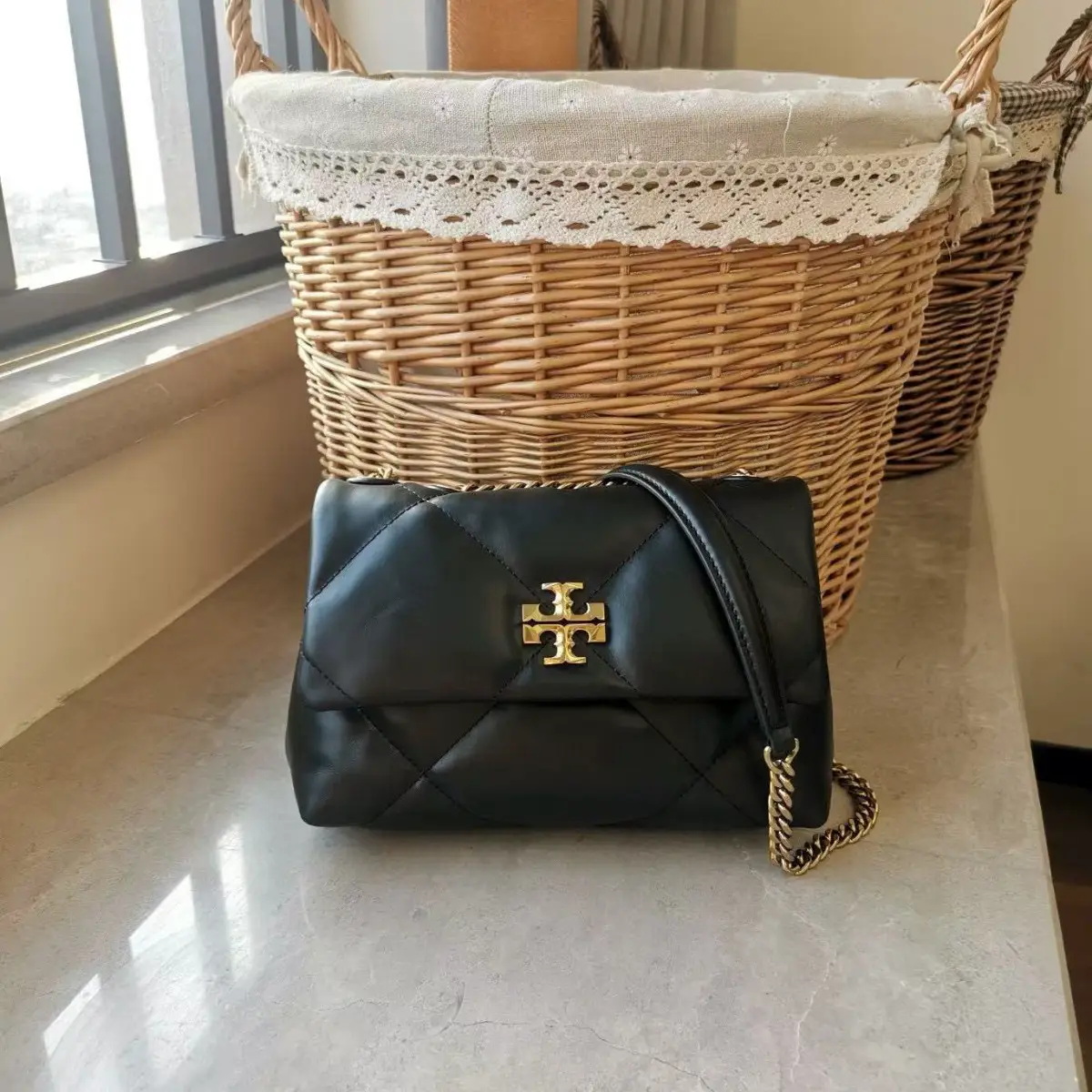 TB Women's Bag Kira Cloud Bag Shoulder Crossbody Rhomboid Chain Bag Small Fragrant High-end Commuter Bag for Women