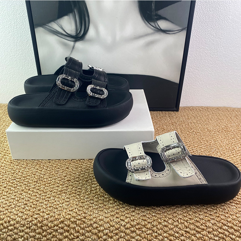 Retro First-Layer Sheepskin Thick-Soled Double-Breasted Outdoor Sandals for Women 2026 Summer New Style Comfortable and Lightweight Beach Slippers