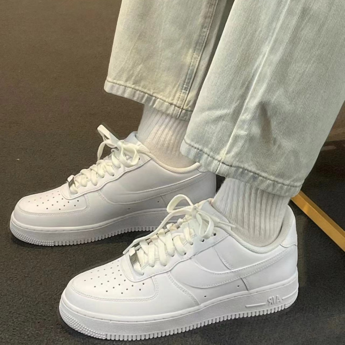 2024 Putian Pure Original Air Force One Board Shoes Men's and Women's Non-slip Wear-resistant Casual All-match Couple's Sports White Shoes