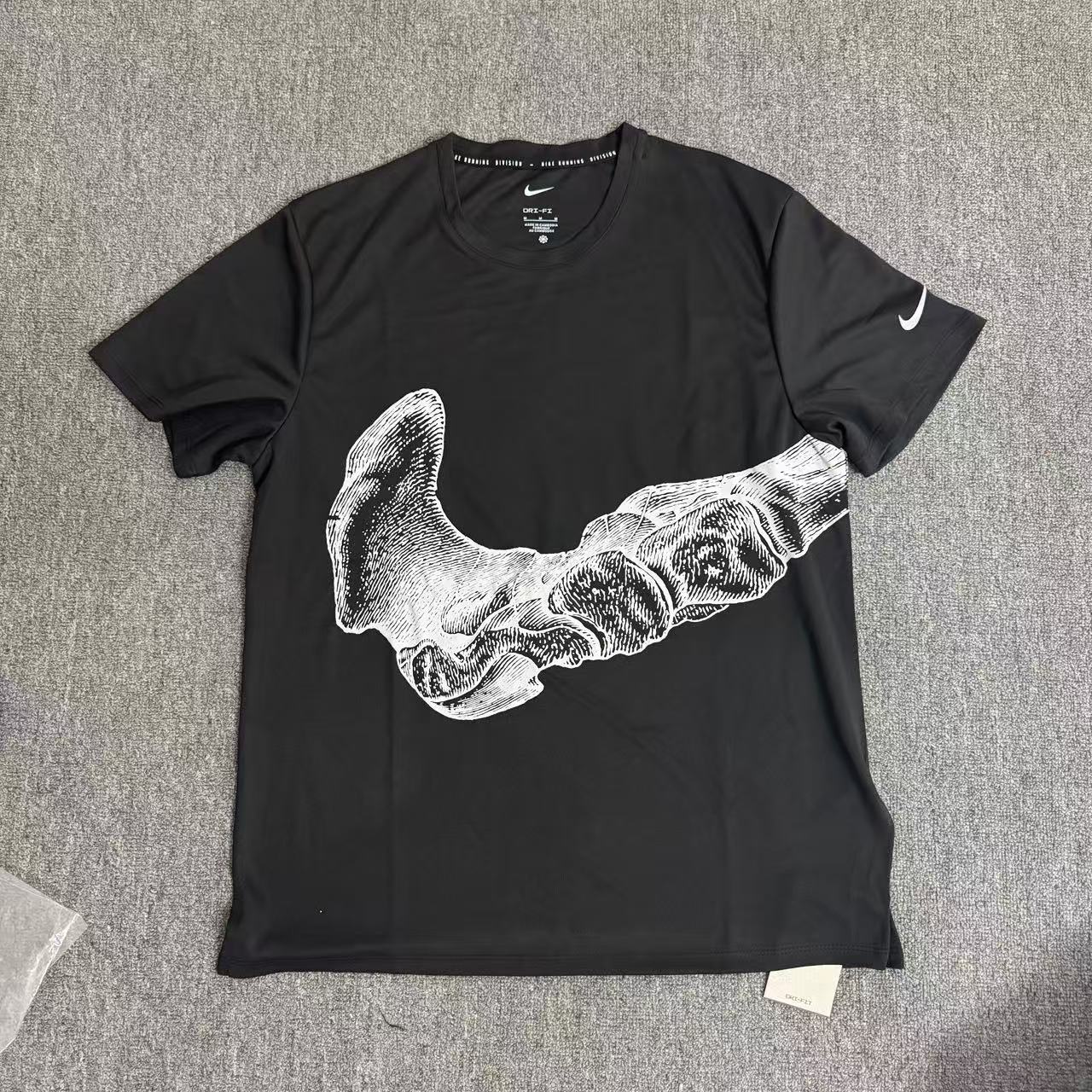 Brand Hot-Selling Export to Europe and America Sports Quick-Dry Breathable Men's Casual Short-Sleeve T-Shirt Round Neck Training Top QC photo from 1688 on Qualit.ly