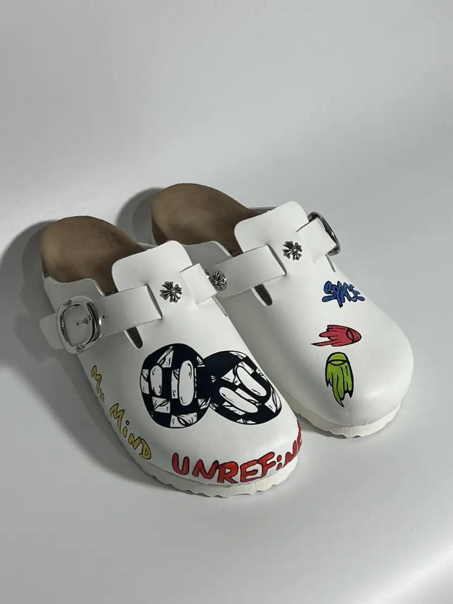 Custom made modified thick soled Boken shoes with graffiti, half drag, real soft leather toe cover, one foot, unisex style