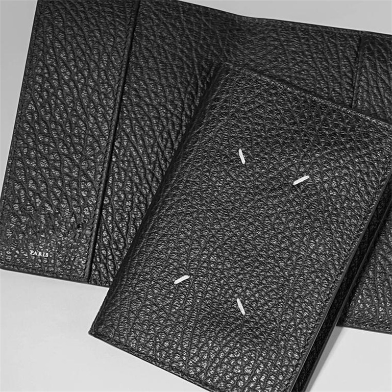 23Ss Four-Stitch First-Layer Cowhide Folding Passport Holder for Men and Women, Same Style as Liu Wen, Card Holder and Card Wallet Foto QC de 1688 na Qualit.ly