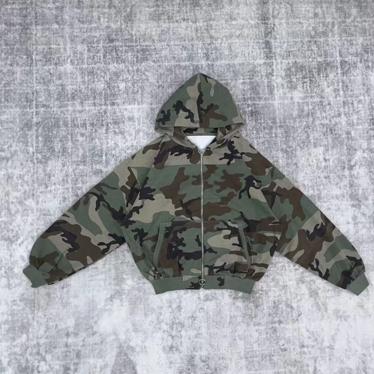 Customized Sf-Style Circle Zipper Hoodie