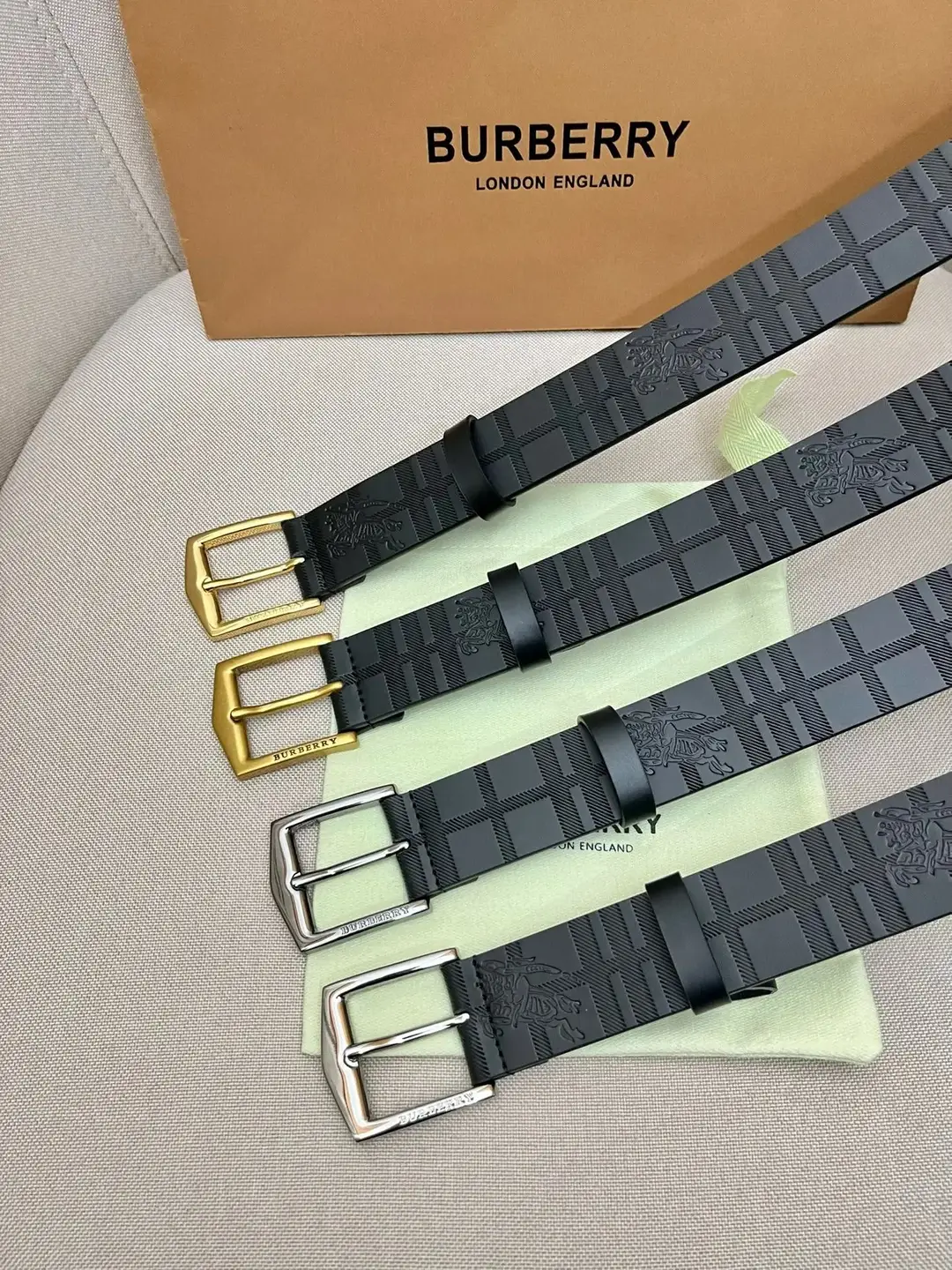 【现货高品质】新款巴宝利真皮腰带时尚百搭针扣头层牛皮皮带裤带3.5cm