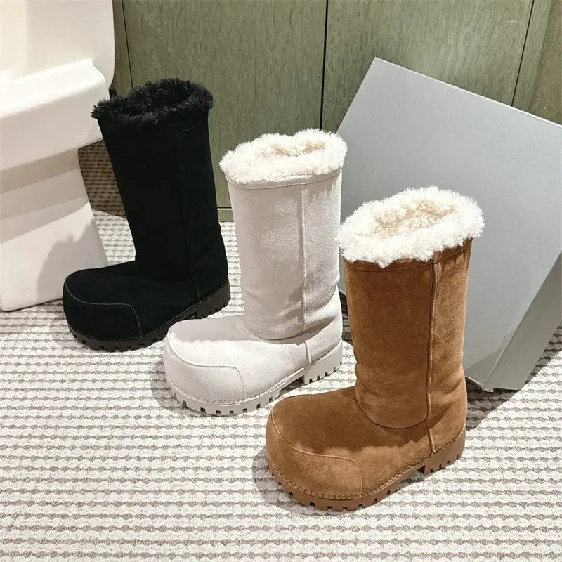 雪地靴J